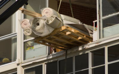 Subir muebles por la ventana: la solución cuando no caben por la escalera